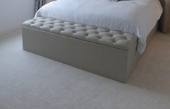 Ottoman storage box with Chesterfield upholstered lid Blanket Box