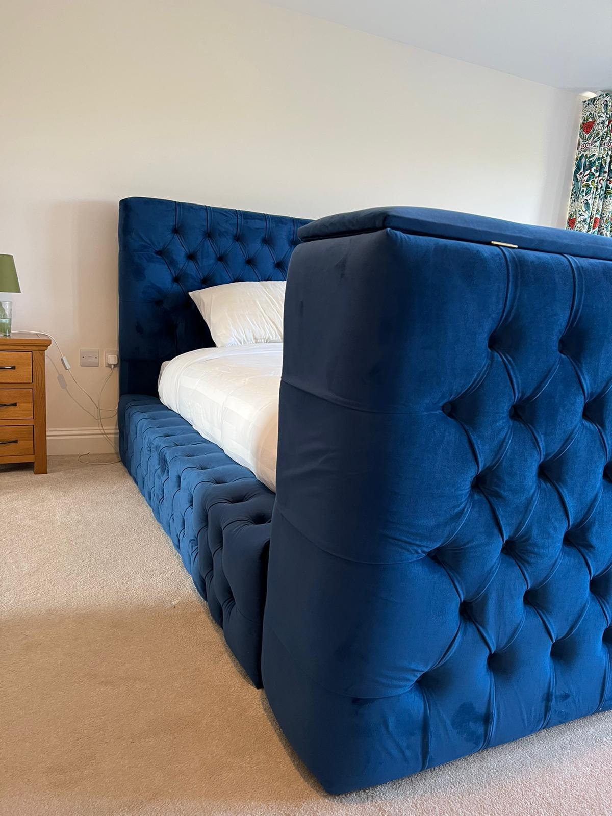 Ambassador Tv Bed Velvet Chesterfield Upholstered – Stratus Interior